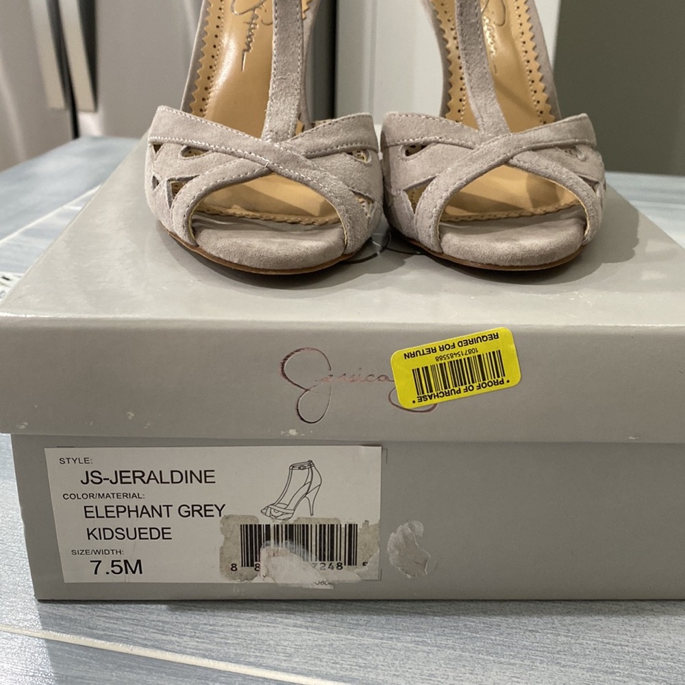 Jessica Simpson Heels in original box Women 7.5 - Picture 8 of 8